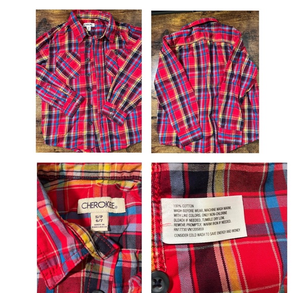 Lot of 3 - two boys' sweaters and one button down shirt - Picture 4 of 5
